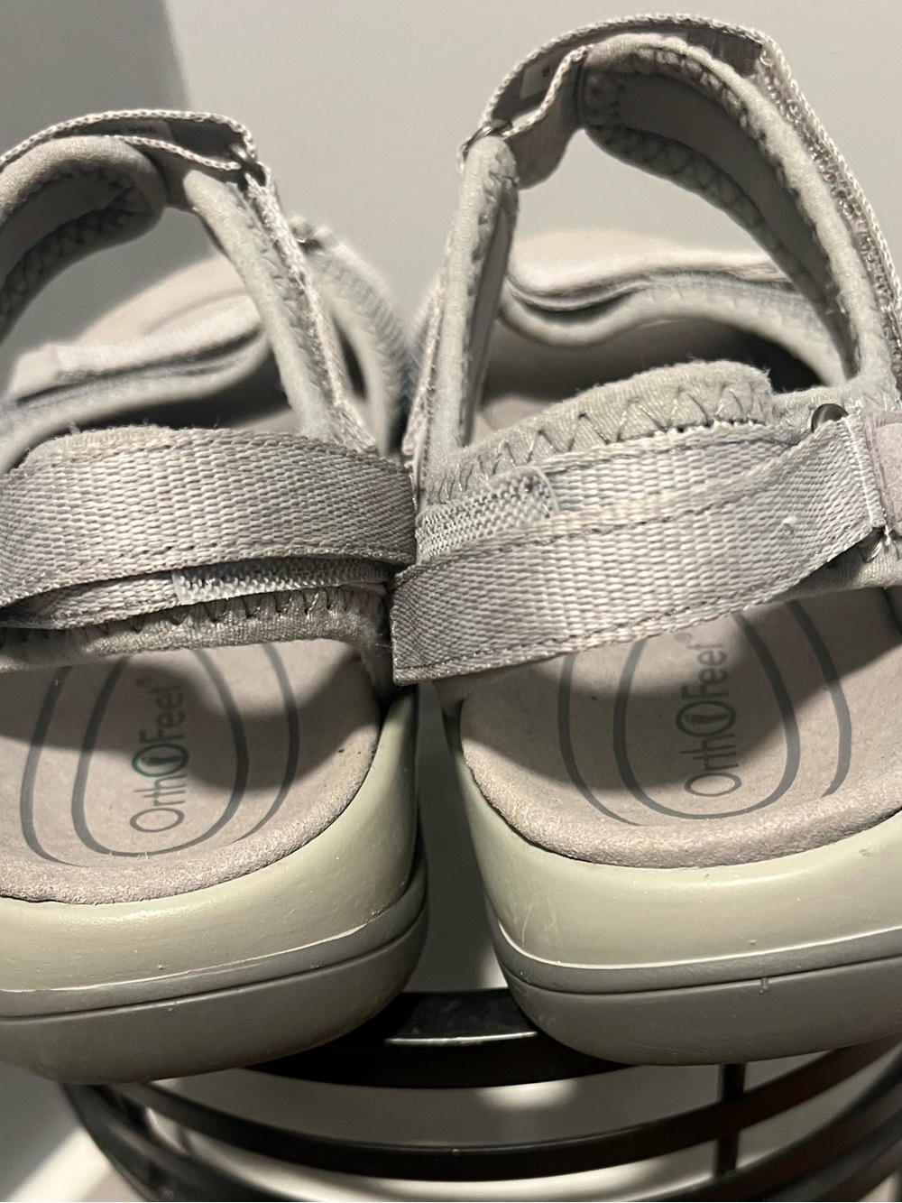 Light Gray Women's Adjustable Comfort Sandals size 9 - Picture 5 of 9